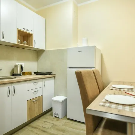 Apartment Centar 2 *