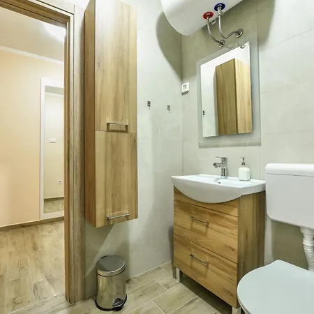 Centar 2 Apartment *